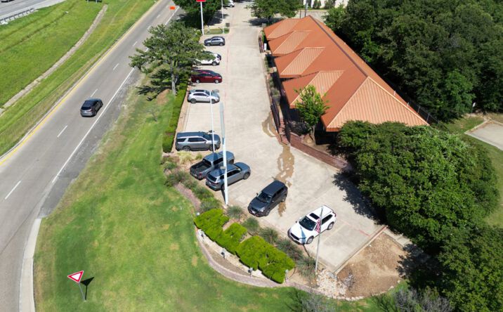 Pictures of Office property located at 2446 I-20 Frontage Rd, Arlington, TX 76017 for sales - image #1