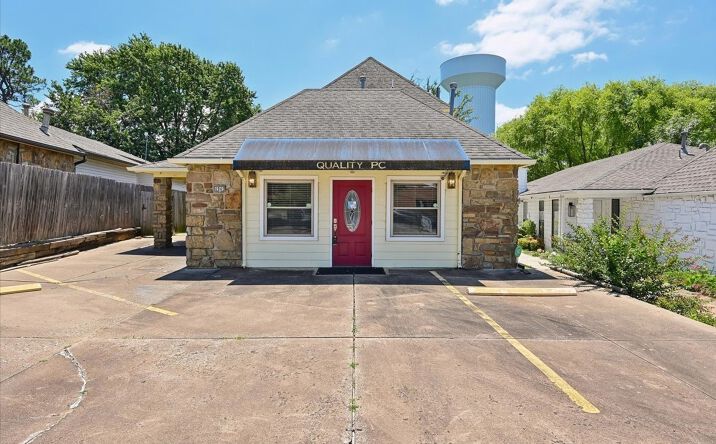 Pictures of Mixed Use, Office, Multifamily property located at 4940 E 73rd Street, Tulsa, OK 74136 for sales - image #1