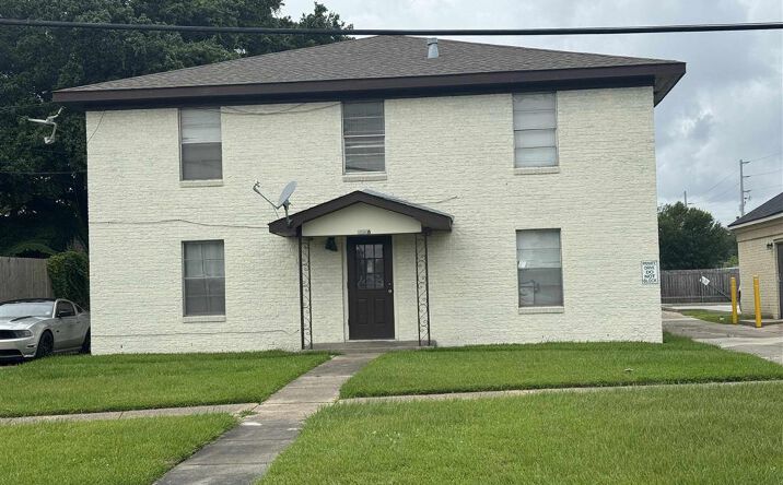 Pictures of Multifamily property located at 2906 2Nd Ave Avenue, Lake Charles, LA 70601 for sales - image #1