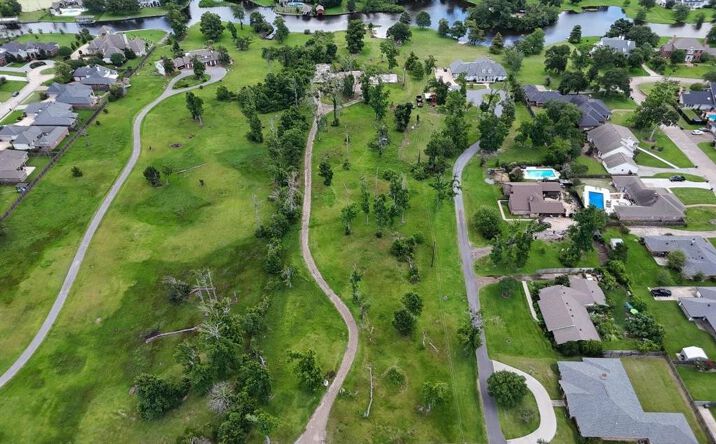 Pictures of Land property located at 3633 Holly Hill Rd Road, Lake Charles, LA 70605 for sales - image #1