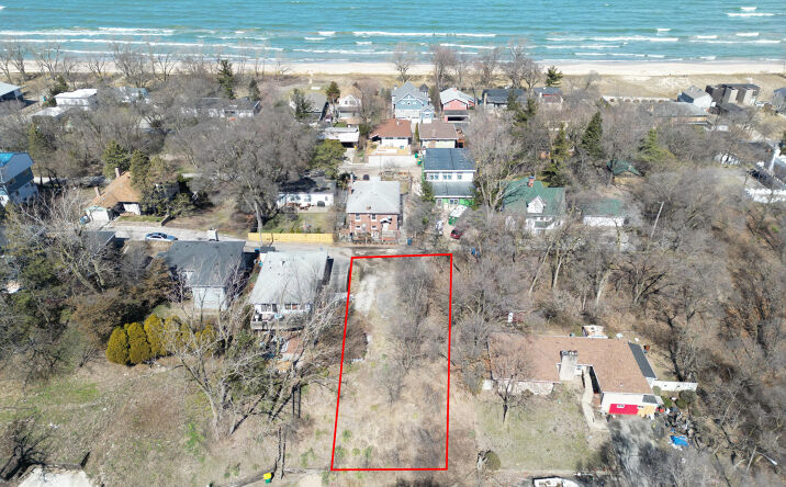 Pictures of Land property located at 8724 Oak Avenue, Gary, IN 46403 for sales - image #1