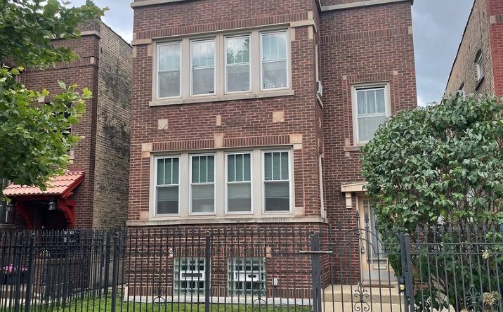 3622 N WHIPPLE Street, Chicago