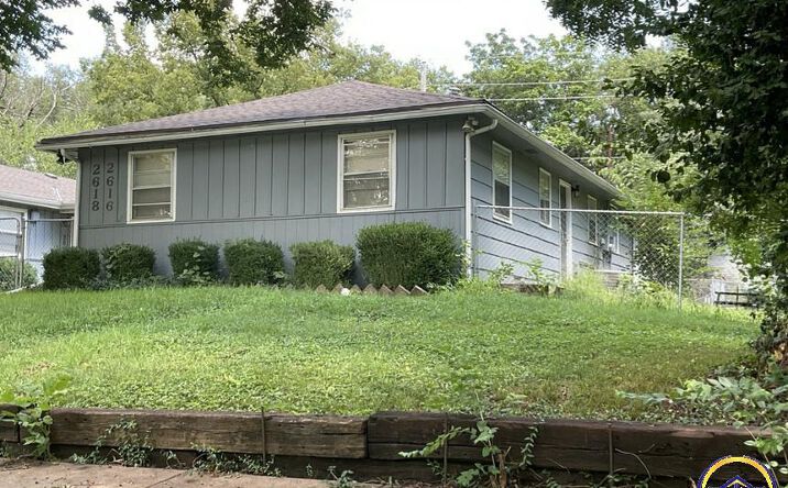 Pictures of Multifamily property located at 2616-2618 SW Clay ST, Topeka, KS 66611 for sales - image #1