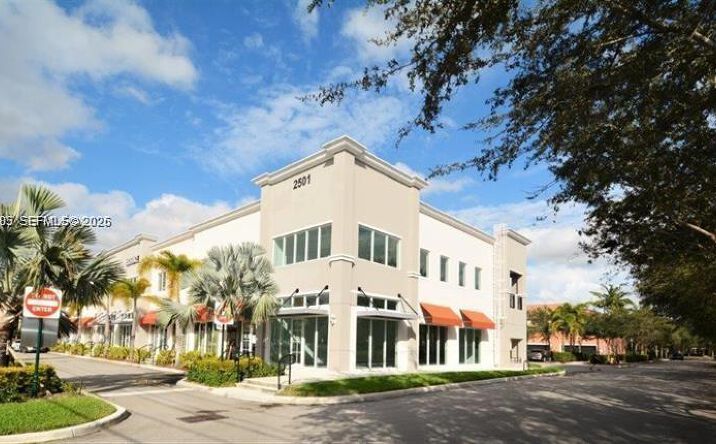 Pictures of Office property located at 2101 SW 101st Ave # 204 #6-204, Miramar, FL 33025 for sales - image #1