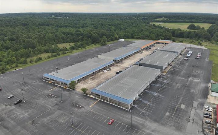 Pictures of Retail, Office, Mixed Use property located at 385 Outlet Ave, Eddyville, KY 42038 for sales - image #1