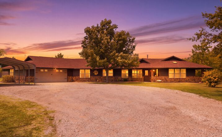 Pictures of Retail, Office, Mixed Use property located at 1199 North Amanda Lane, Stillwater, OK 74075 for sales - image #1