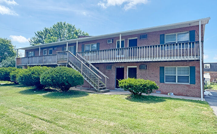 Pictures of Multifamily property located at 230 N 45TH ST, BELLEVILLE, IL 62226 for sales - image #1