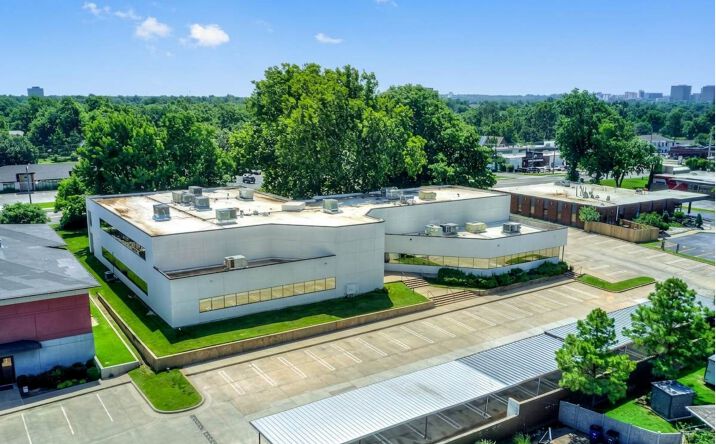 Pictures of Office property located at 4520 S Harvard Ave, Tulsa, OK 74135 for sales - image #1