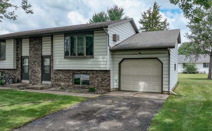 Photo of 816-818 Dorbe Street #1-2, Eau Claire, Eau Claire, WI 54701