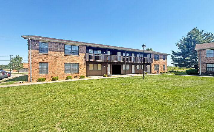Pictures of Multifamily property located at 5902 Gateway Industrial Drive, Belleville, IL 62223 for sales - image #1