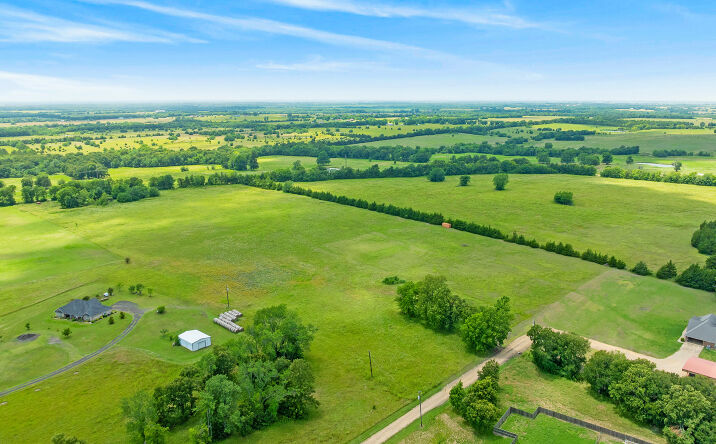 Pictures of Land property located at County Road 12200, Paris, TX 75460 for sales - image #1