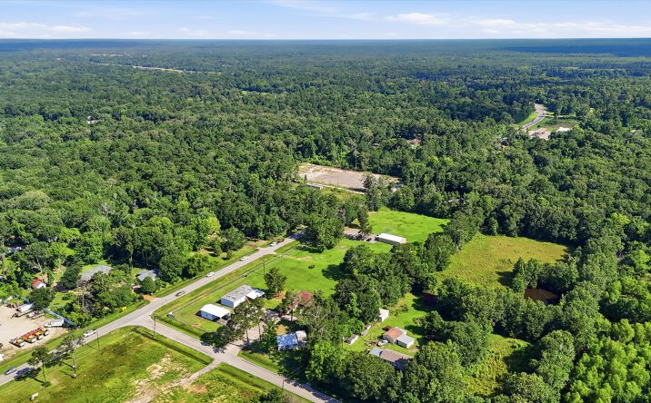 Pictures of Land property located at 31574 Huffman-Cleveland Road, Huffman, TX 77336 for sales - image #1