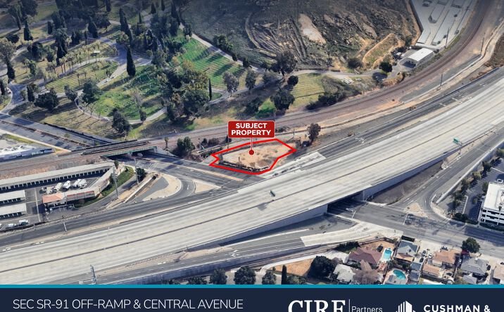 Pictures of Land property located at SEC SR-91 Off-Ramp & Central Avenue, Riverside, CA 34114 for sales - image #1