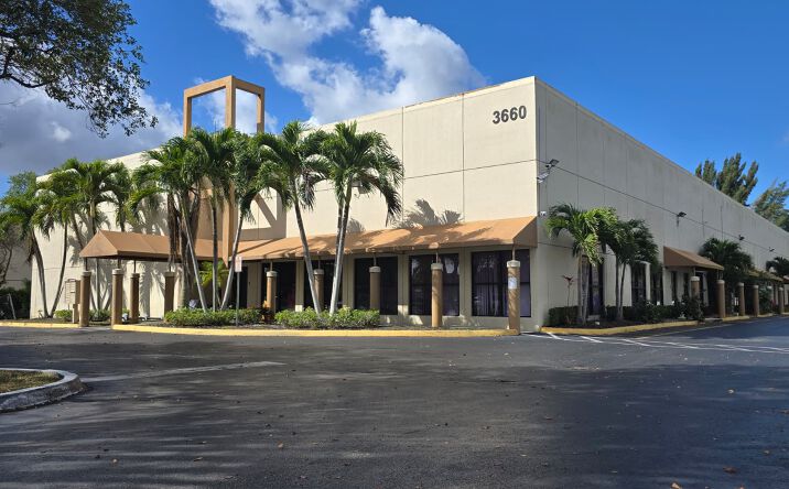Pictures of Industrial property located at 3660 NW 126TH AVE, CORAL SPRINGS, FL 33065-2457 for sales - image #1