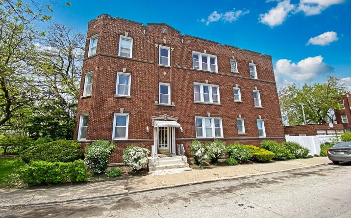 Pictures of Multifamily property located at 10856 South Avenue D, Chicago, IL 60617 for sales - image #1