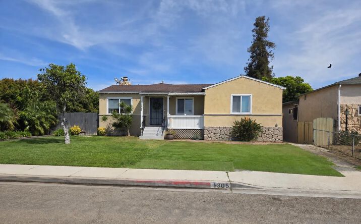 Pictures of Multifamily property located at 1305 Crann Ave 1-02, Chula Vista, CA 91911 for sales - image #1