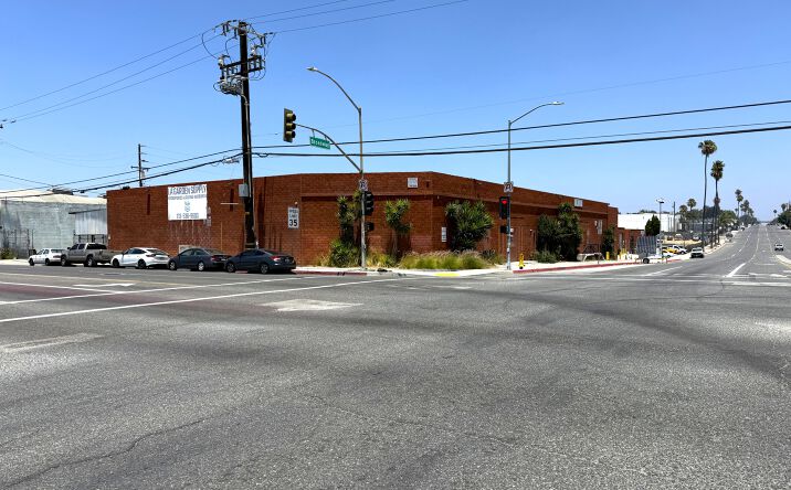 Pictures of Retail, Industrial property located at 13435 South Broadway, Los Angeles, CA 90061 for sales - image #1