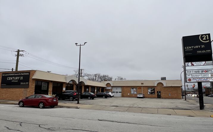 Pictures of Retail, Industrial, Office property located at 5620 West 95th Street, Oak Lawn, IL 60453 for sales - image #1
