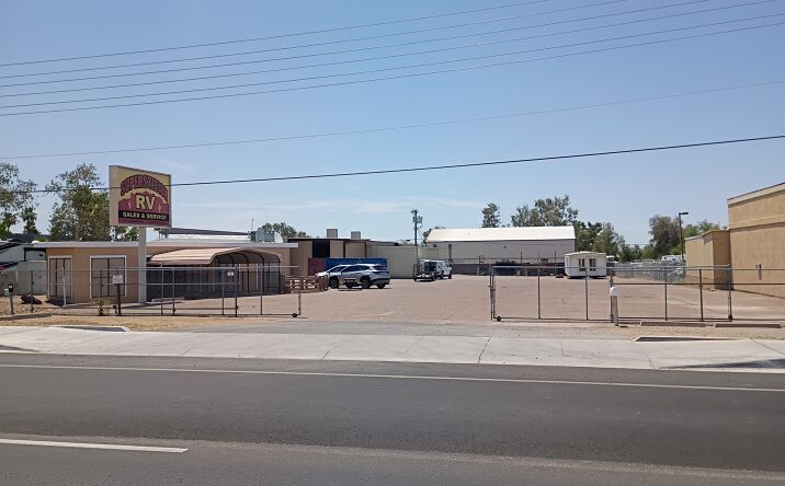 Pictures of Retail property located at 10131 E Apache Trl, Apache Junction, AZ 85120 for sales - image #1