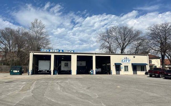 Pictures of Retail property located at 4620 Virginia Ave, Kansas City, MO 64110 for sales - image #1
