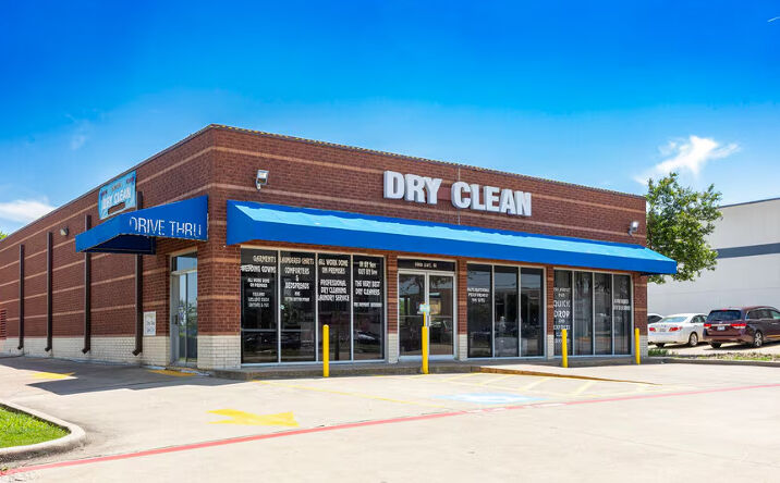 Pictures of Retail property located at 3802 Lakeview Pkwy, Rowlett, TX 75088 for sales - image #1