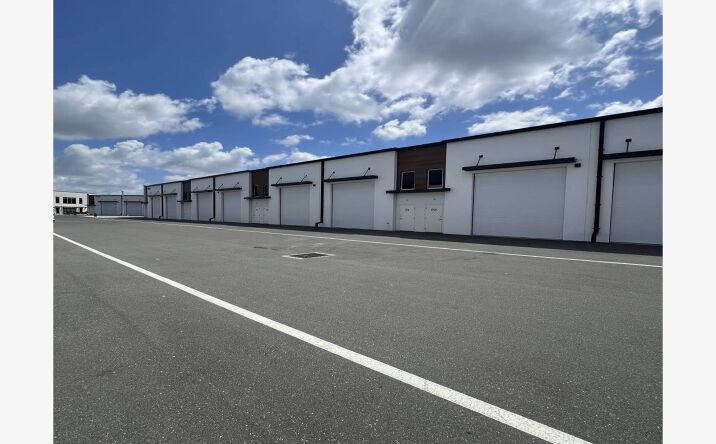 Pictures of Industrial, Self Storage, Special Purpose property located at 5421 Communications Parkway, Unit 47, Sarasota, FL 34240 for sales - image #1