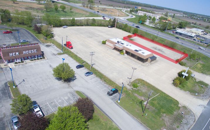 Pictures of Retail property located at 6001 S 6th Street Frontage Road, Springfield, IL 62703 for sales - image #1