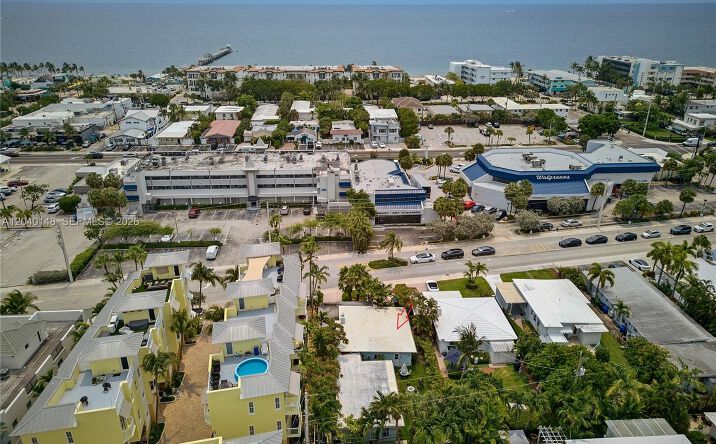 Pictures of Multifamily property located at 4325 Bougainvilla Dr, Lauderdale By The Sea, FL 33308 for sales - image #1