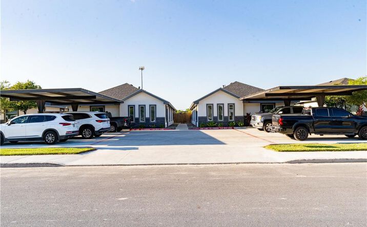 Pictures of Multifamily property located at 708 Palmer Road, Mission, TX 78573 for sales - image #1