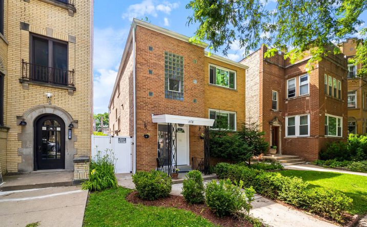 Pictures of Multifamily property located at 6136 N Talman Avenue, Chicago, IL 60659 for sales - image #1