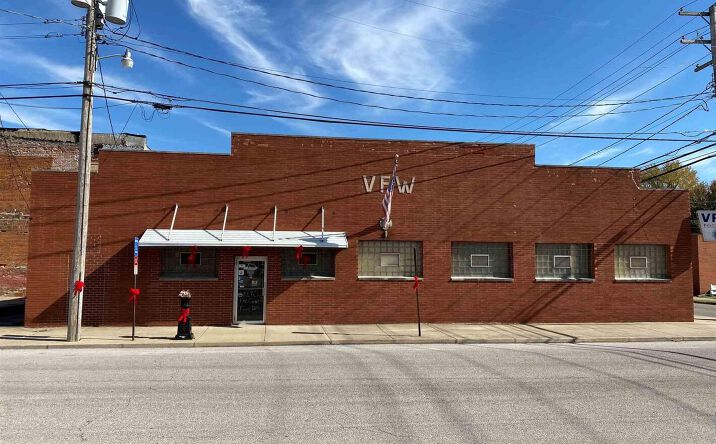 108 S 10TH Street, Murphysboro