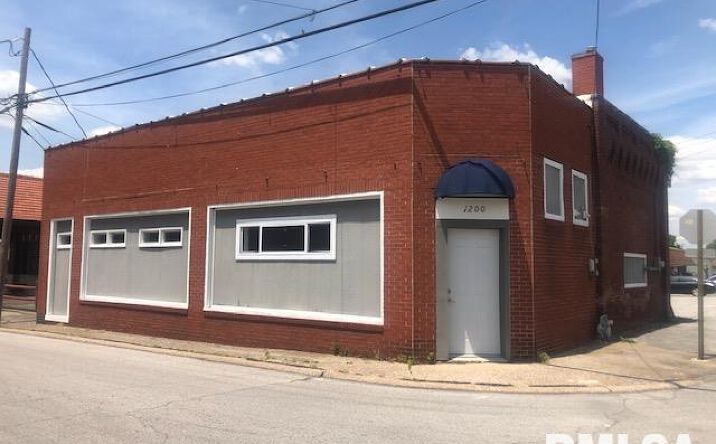 1200 LOCUST Street, Murphysboro