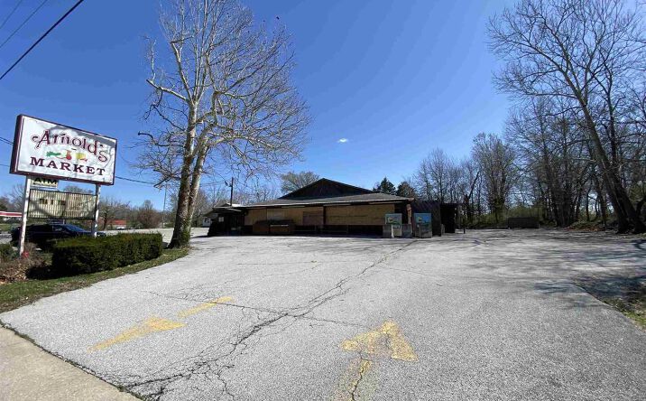 2141 S ILLINOIS Avenue, Carbondale