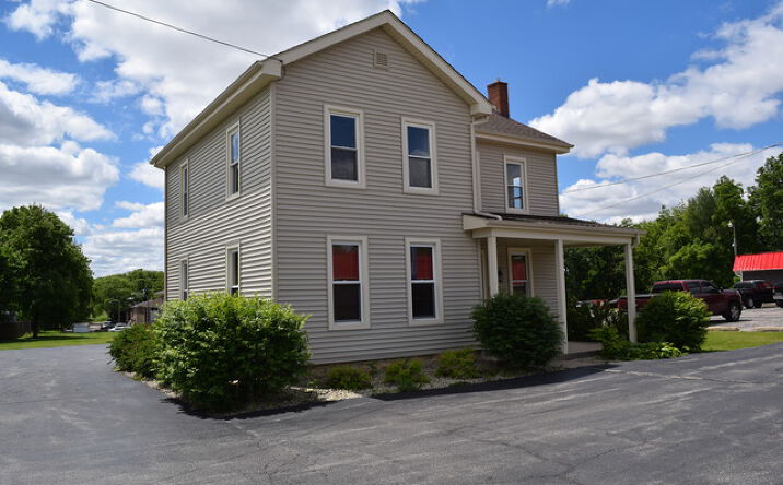 528 E Church Street, SANDWICH