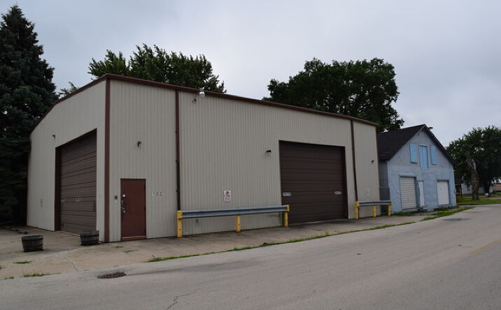 102 W Railroad Street, SANDWICH