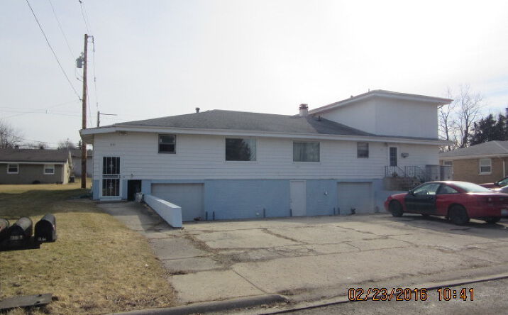 829-839 Maryknoll Drive, Lockport