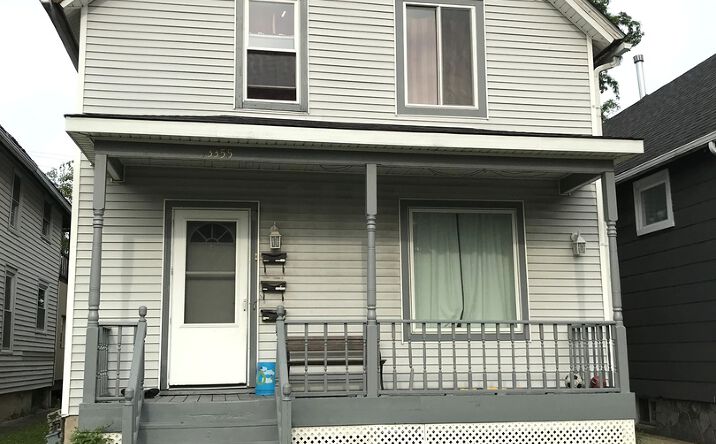 13355 Greenwood Avenue, BLUE ISLAND