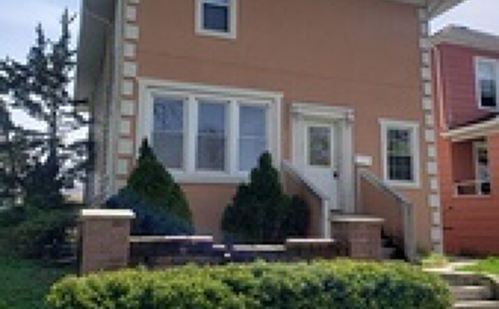 1205 Emerald Avenue, Chicago Heights