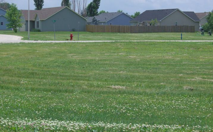 Pictures of Land, Multifamily property located at 641/643 EFFIE Drive, Earlville, IL 60518 for sales - image #1