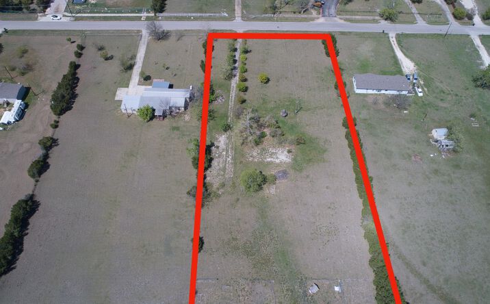 Pictures of Multifamily, Land property located at 414 LION DR, LEANDER, TX 78641-1815 for sales - image #1