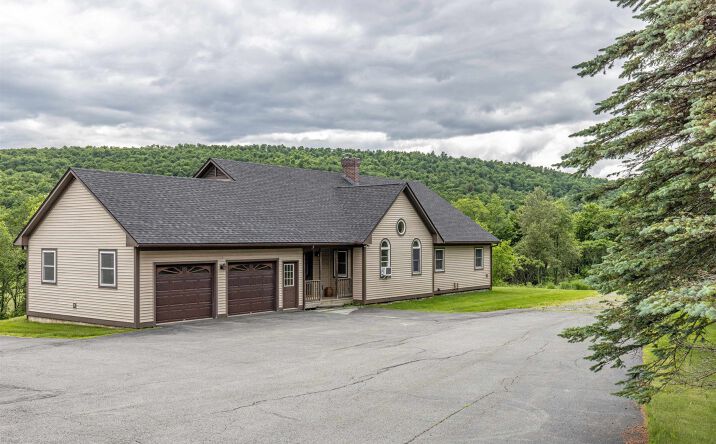 1900 VT RTE 15 Road, Wolcott