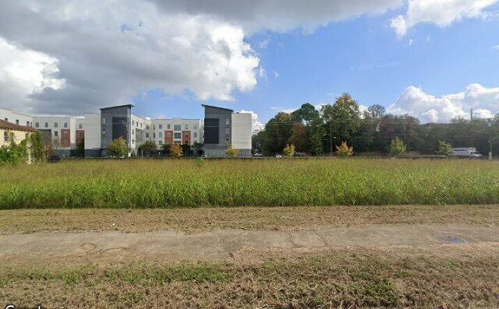 Pictures of Land property located at 690 Canal St, Baton Rouge, LA 70802 for sales - image #1