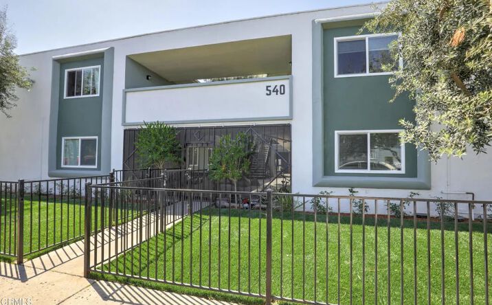 Pictures of Multifamily property located at 540 Cuesta Del Mar Drive, Oxnard, CA 93033 for sales - image #1