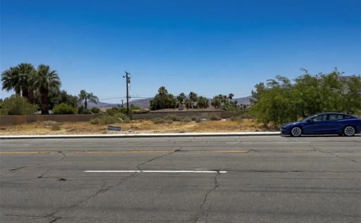 Pictures of Land property located at 1833 Racquet Club East, Palm Springs, CA 92262 for sales - image #1