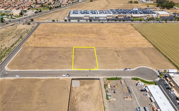 Pictures of Land property located at 227 Commerce, Los Banos, CA 93635 for sales - image #1