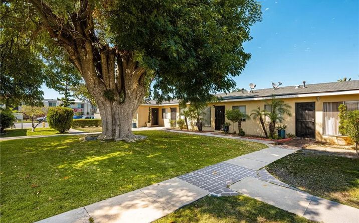 Pictures of Multifamily property located at 1256 N Placentia, Anaheim, CA 92806 for sales - image #1
