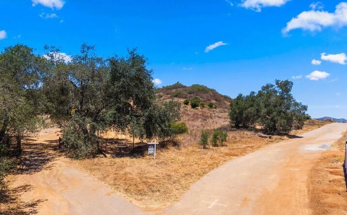 Pictures of Land property located at Tierra Nuevo, Fallbrook, CA 92028 for sales - image #1