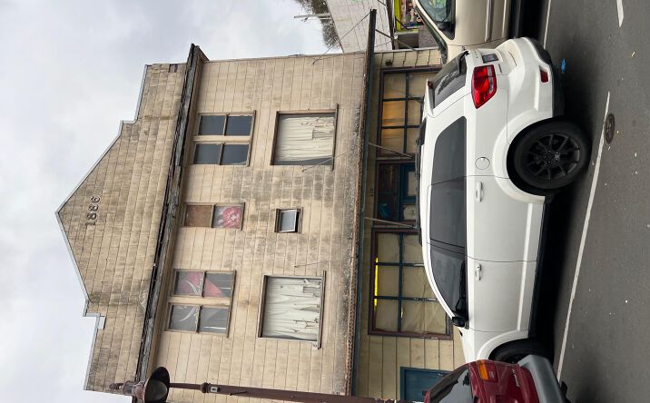 620 SW Bay Boulevard, Newport