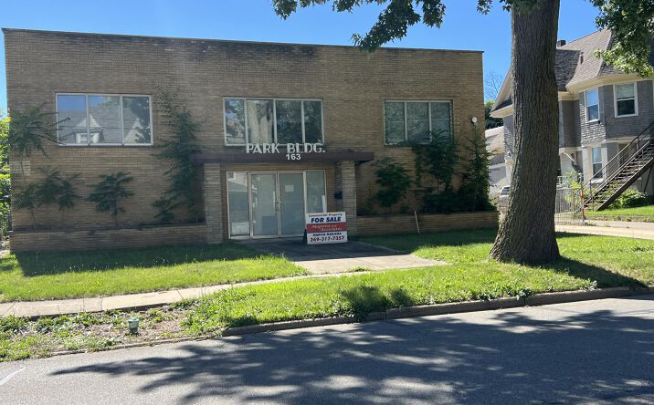 Pictures of Office property located at 163 North Avenue, Battle Creek, MI 49017 for sales - image #1