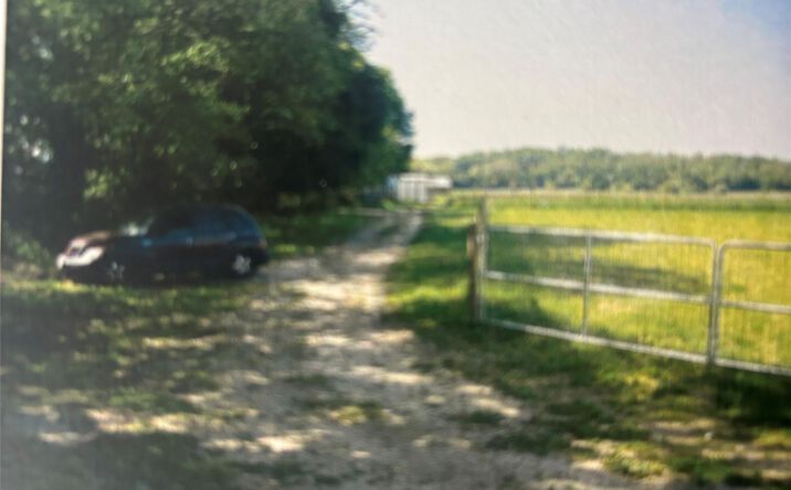 Pictures of Land property located at 4042 Sound Avenue, Riverhead, NY 11901 for sales - image #1